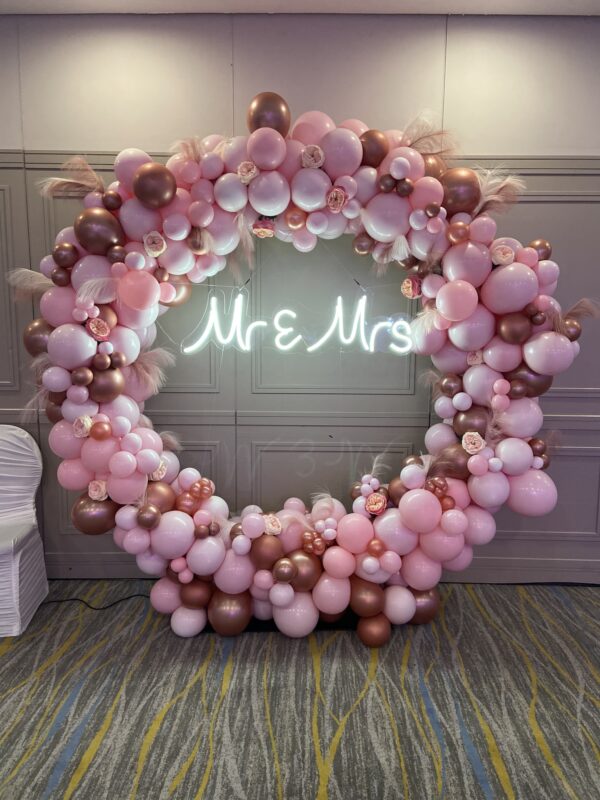 Wedding Balloon hoop (Mr and Mrs Led Sign) - Image 2