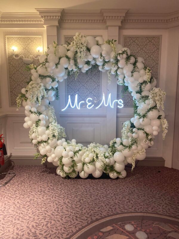 Deluxe Balloon Hoop in Classic White with Lush Greenery